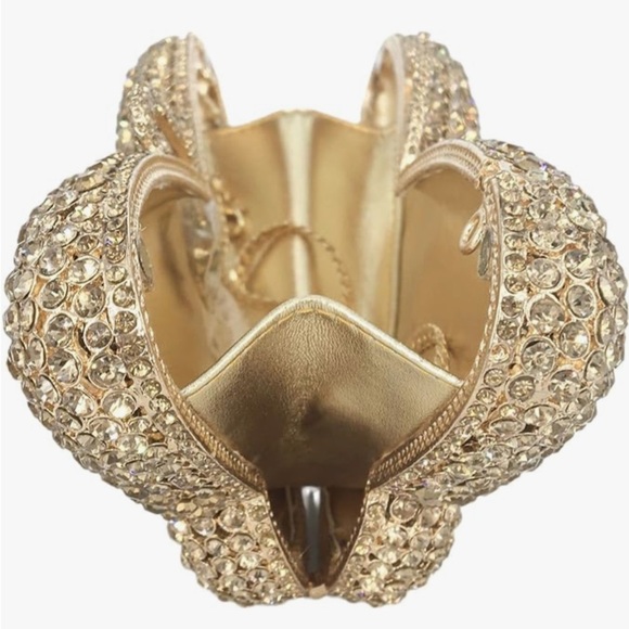 3D Butterfly Multicolor Vibrant Rhinestone Embellished Luxury Crossbody Handbag - Picture 7 of 7